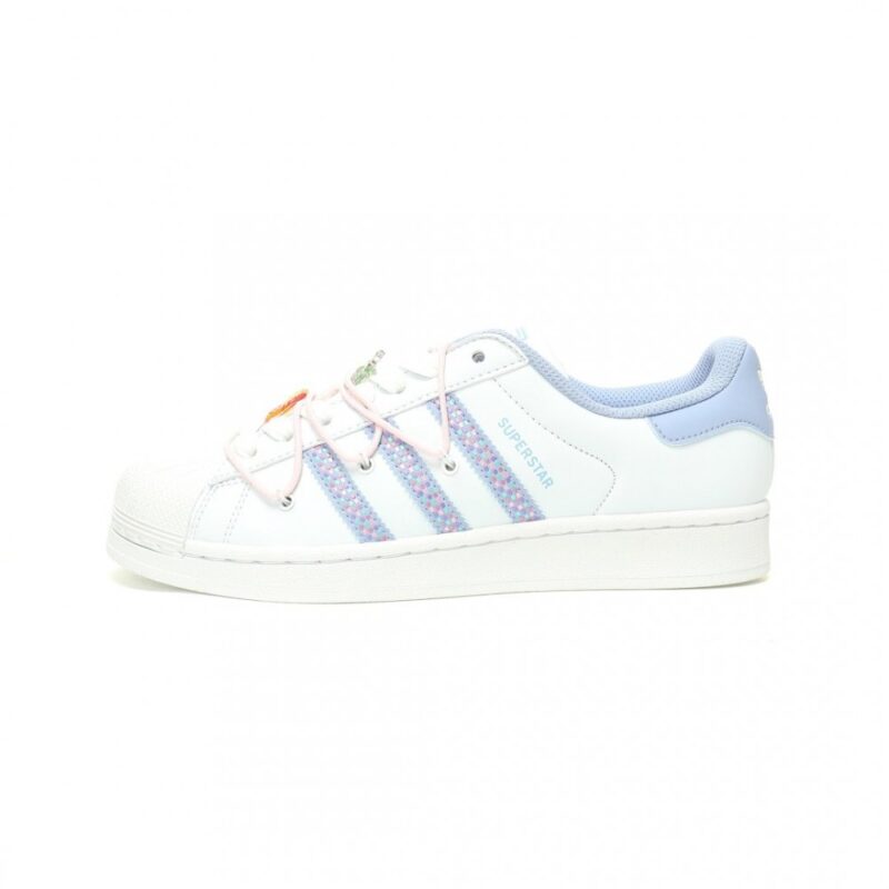 【AT10571】アディダスオリジナルススーパースターライトブルースニーカー 👟✨💫 高品質素材とデザイン | Adidas Superstars