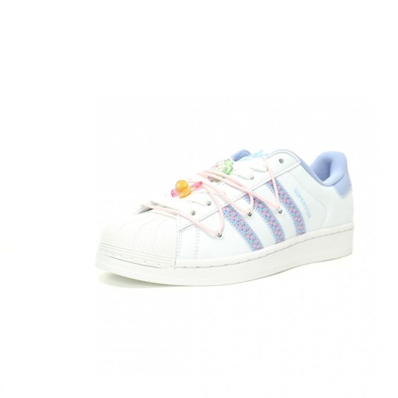 【AT10571】アディダスオリジナルススーパースターライトブルースニーカー 👟✨💫 高品質素材とデザイン | Adidas Superstars