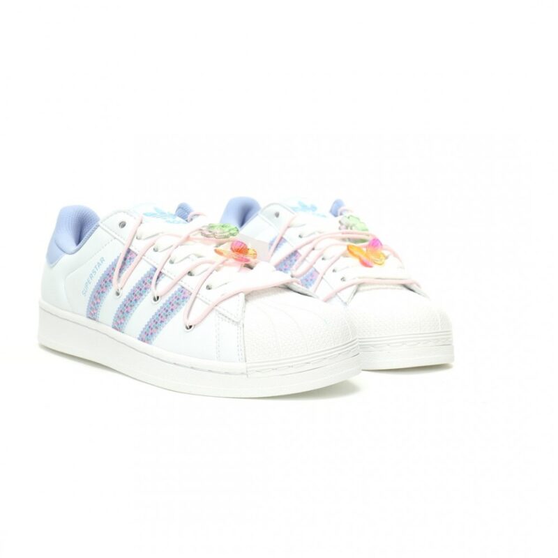 【AT10571】アディダスオリジナルススーパースターライトブルースニーカー 👟✨💫 高品質素材とデザイン | Adidas Superstars