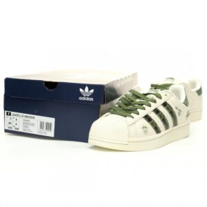 【AT10774】Stussy x アディダス オリジナルス Superstar コラボレーションシューズ - ストリートウェアとスポーツの融合 | Stussy x Adidas