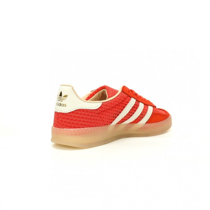 【AT10781】アディダス adidas Gazelle Indoor トレーナー | スエードレザーとメッシュ素材の革新的な組み合わせ | adidas