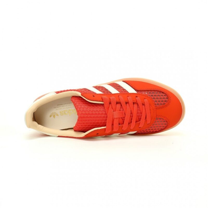 【AT10781】アディダス adidas Gazelle Indoor トレーナー | スエードレザーとメッシュ素材の革新的な組み合わせ | adidas