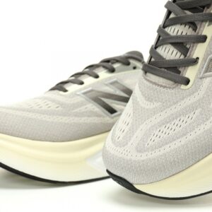 【AT10786】ニューバランス フレッシュフォーム X モアV6 ランニングシューズ | New Balance