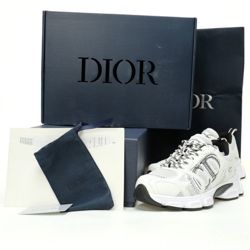 【AT10815】ディオールChronoシリーズ スニーカー 高級ランニングシューズの洗練されたファッション | Christian Dior