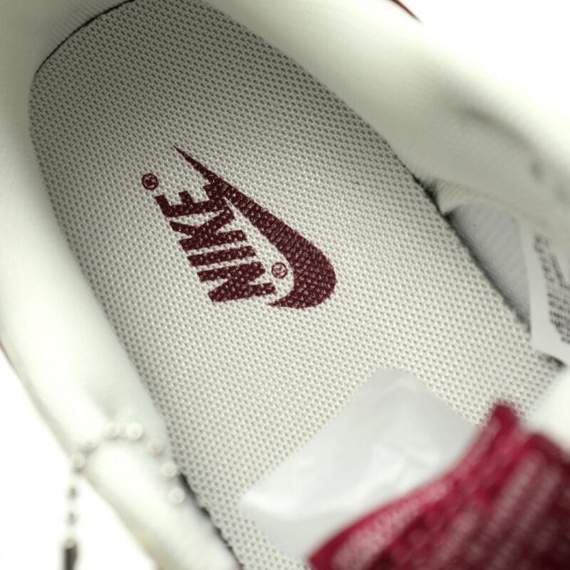 【AT10830】ナイキSB ダンクロー x AITO M9 コラボレーション限定品 | Dunk