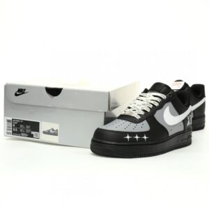 【AT10831】ナイキ Air Force 1 07 ロー ゴシックグラフィティ配色 スニーカー | Air Force 1