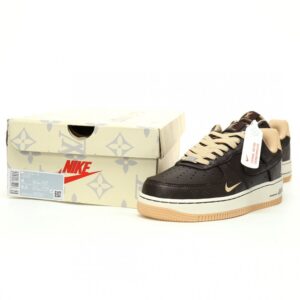 【AT10835】Louis Vuitton×Nikeスペシャルエディションスニーカー | Louis Vuitton x Nike