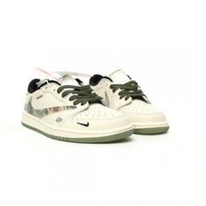 【AT10895】ナイキ×シュープリーム×トラビス・スコットコラボAJ1ローエメラルドカモ スニーカー | Nike x Supreme