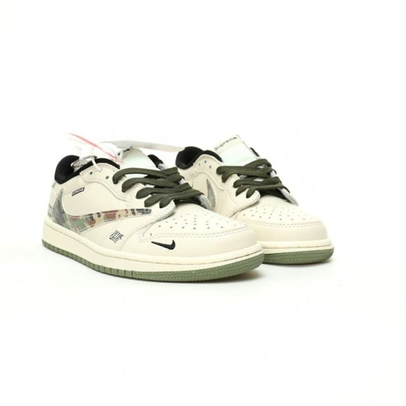 【AT10895】ナイキ×シュープリーム×トラビス・スコットコラボAJ1ローエメラルドカモ スニーカー | Nike x Supreme