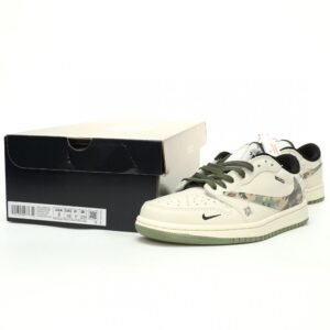 【AT10895】ナイキ×シュープリーム×トラビス・スコットコラボAJ1ローエメラルドカモ スニーカー | Nike x Supreme