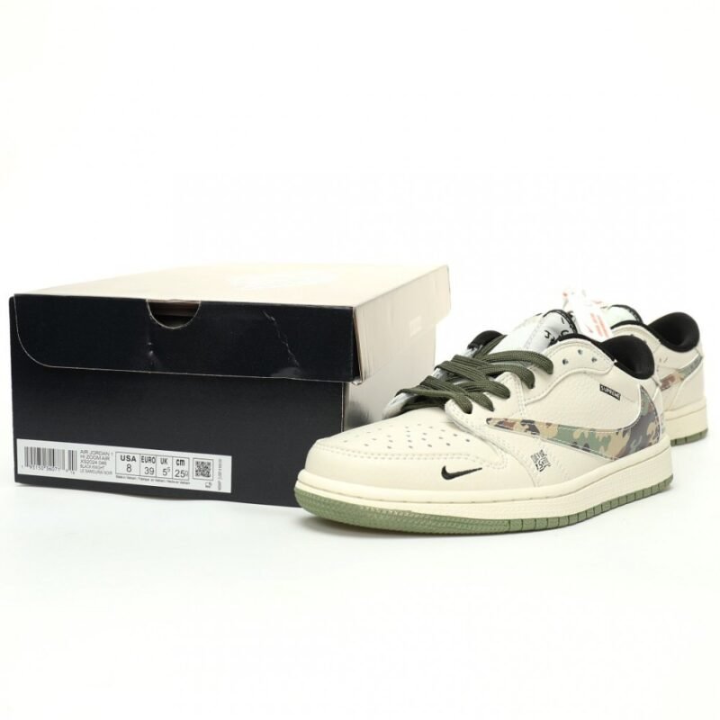 【AT10895】ナイキ×シュープリーム×トラビス・スコットコラボAJ1ローエメラルドカモ スニーカー | Nike x Supreme