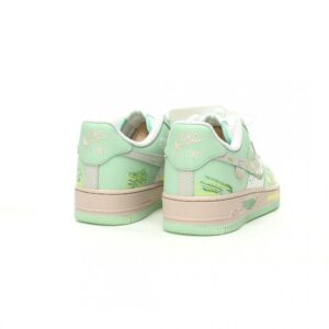 【AT10899】Nike Air Force 1 クリエイティブなグラフィティカラーのローカットスニーカー | Nike x Air Force 1