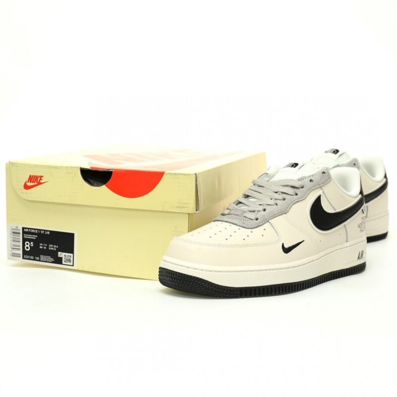 【AT10902】ナイキ エアフォース1 '07 Low × The North Face コラボレーション スニーカー | The North Face x Nike