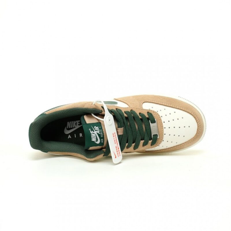 【AT10903】Nikeエアフォース1 '07 Low Beige Green スニーカー | Air Force 1