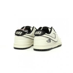 【AT10907】ナイキSB×ノースフェイス×コムデギャルソン限定スケートボードシューズ | Nike x The North Face