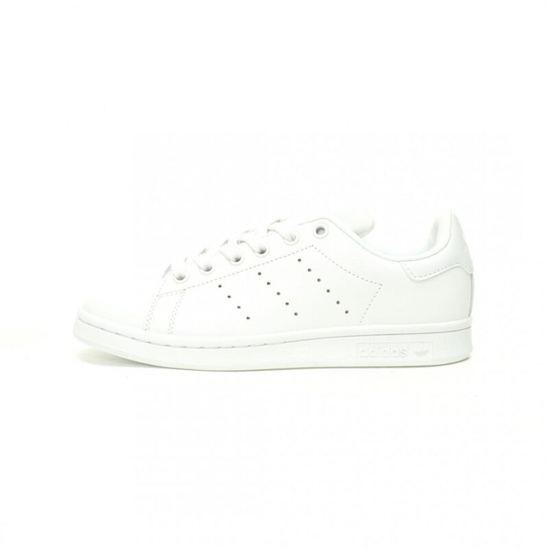 【AT10921】アディダスオリジナルススタンスミス - スポーティーな定番を楽しむ - Adidas Originals Stan Smith | Adidas