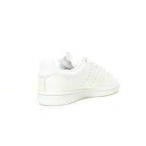 【AT10921】アディダスオリジナルススタンスミス - スポーティーな定番を楽しむ - Adidas Originals Stan Smith | Adidas