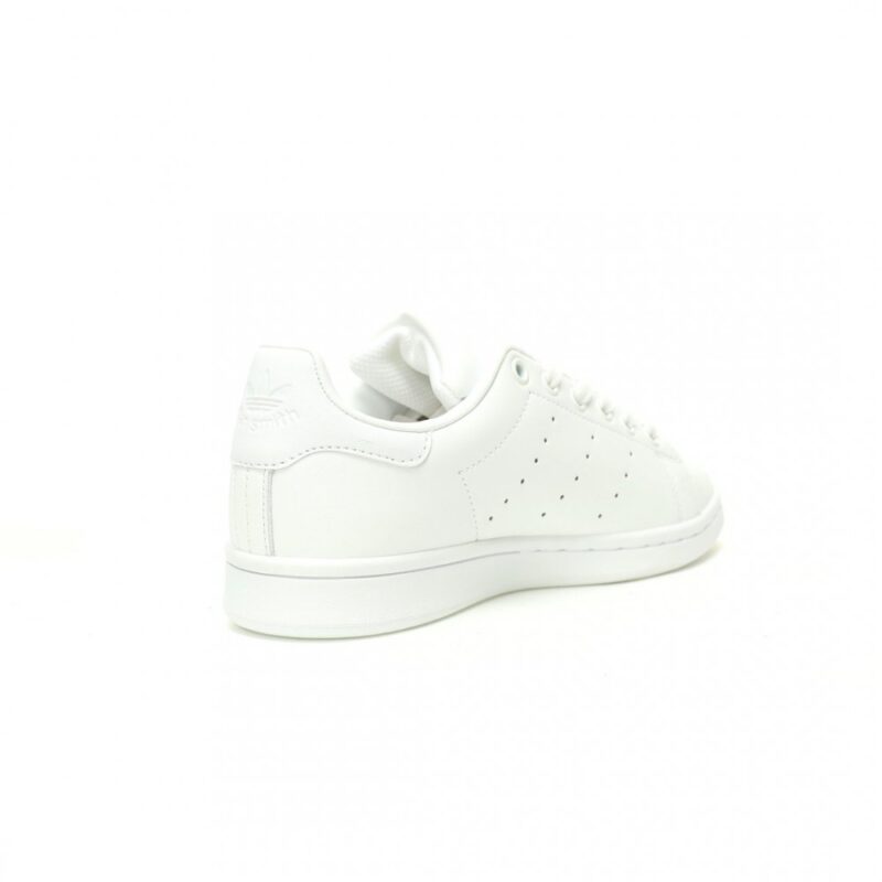 【AT10921】アディダスオリジナルススタンスミス - スポーティーな定番を楽しむ - Adidas Originals Stan Smith | Adidas