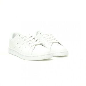 【AT10921】アディダスオリジナルススタンスミス - スポーティーな定番を楽しむ - Adidas Originals Stan Smith | Adidas