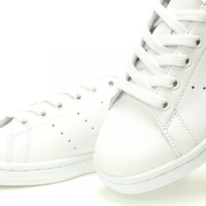 【AT10921】アディダスオリジナルススタンスミス - スポーティーな定番を楽しむ - Adidas Originals Stan Smith | Adidas
