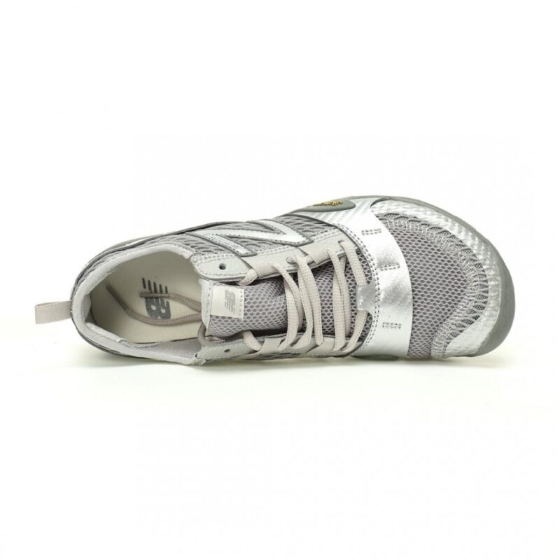 【AT10931】New Balance MT10Oコラボレーションアウトドアシューズ - 高機能デザインで都市のエリート向けに提供 | New Balance