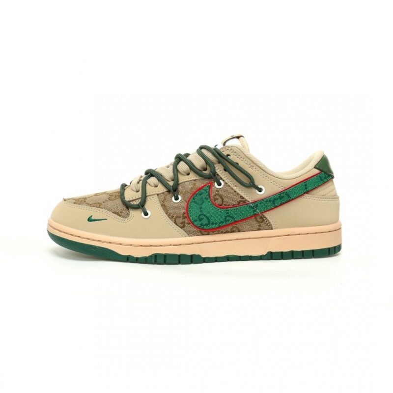 【AT10947】ナイキ×グッチコラボSBダンク低価格アーティストスニーカー | Nike x Gucci
