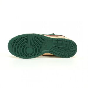 【AT10947】ナイキ×グッチコラボSBダンク低価格アーティストスニーカー | Nike x Gucci