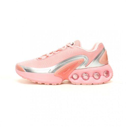 【AT10953】Nike Air Max DN Premiumスニーカー ピーチメタルシルバー 耐久性と快適さを兼ね備えた革新的なクッション技術 | Nike Air Max