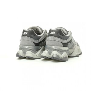 【AT10972】New Balance 9060シャドウグレーレトロスポーツシューズ | New Balance