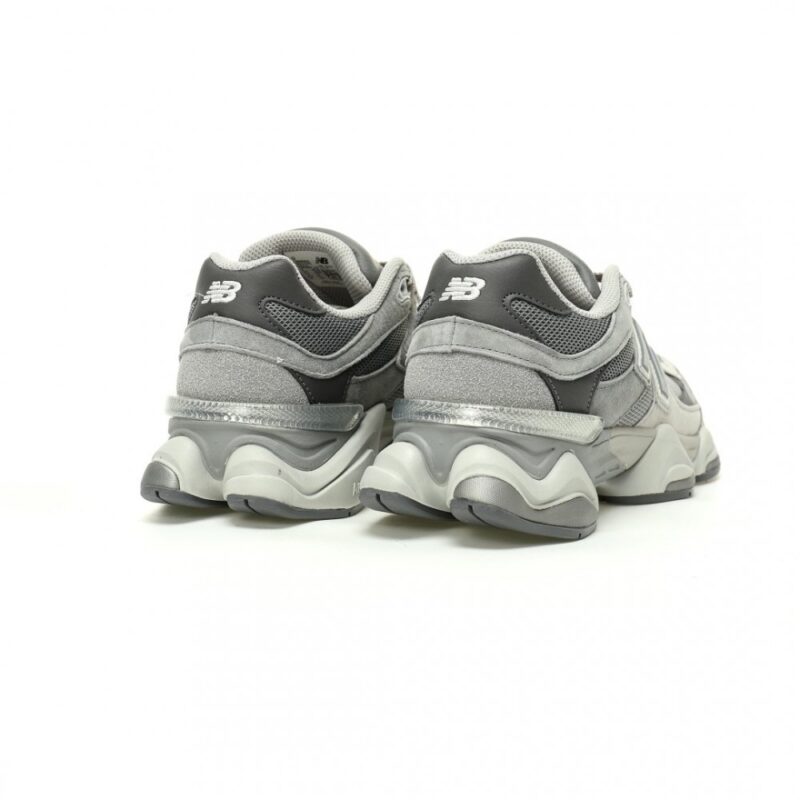 【AT10972】New Balance 9060シャドウグレーレトロスポーツシューズ | New Balance