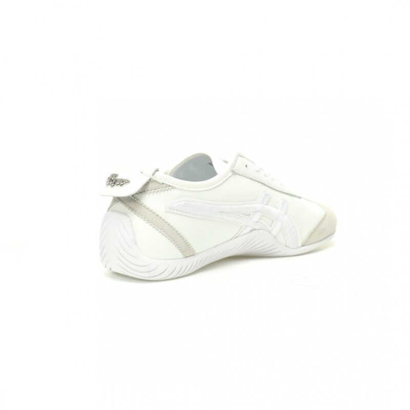 【AT11011】Onitsuka TigerのMexico 66 Drivingシューズ - 革新的なスタイルと快適性を備えた都市向けスニーカー | Onitsuka Tiger