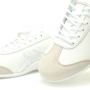 【AT11011】Onitsuka TigerのMexico 66 Drivingシューズ - 革新的なスタイルと快適性を備えた都市向けスニーカー | Onitsuka Tiger