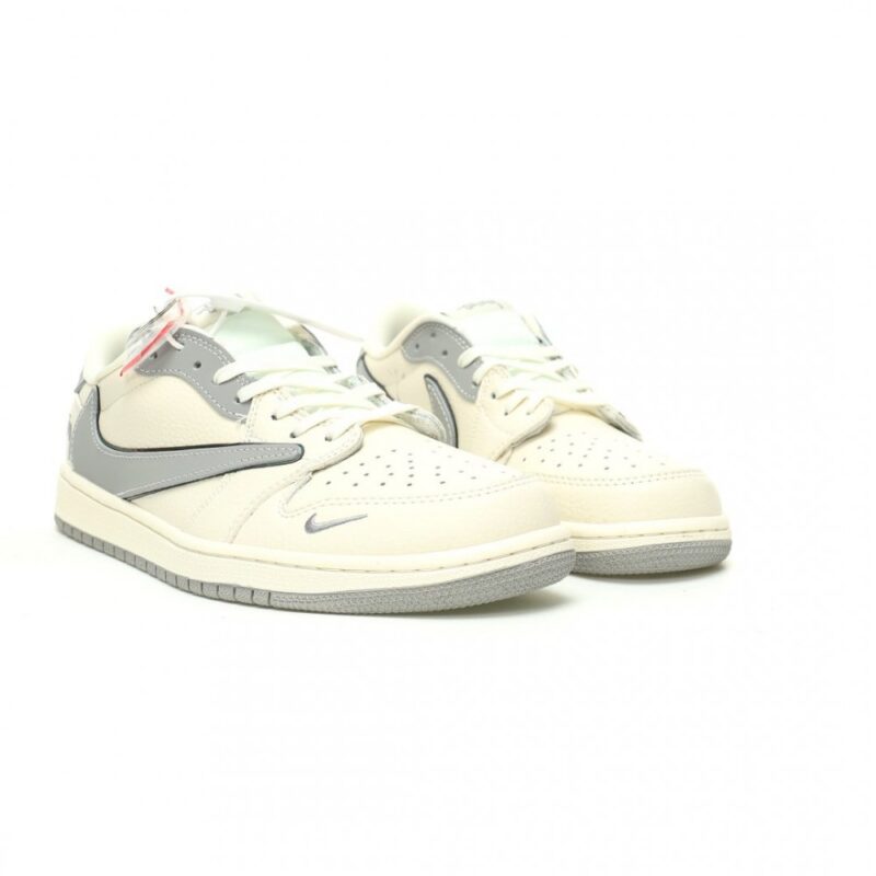 【AT11025】ハードなデザインと快適な機能を兼ね備えたアーティスティックなカスタムスポーツシューズ | Stussy x Nike