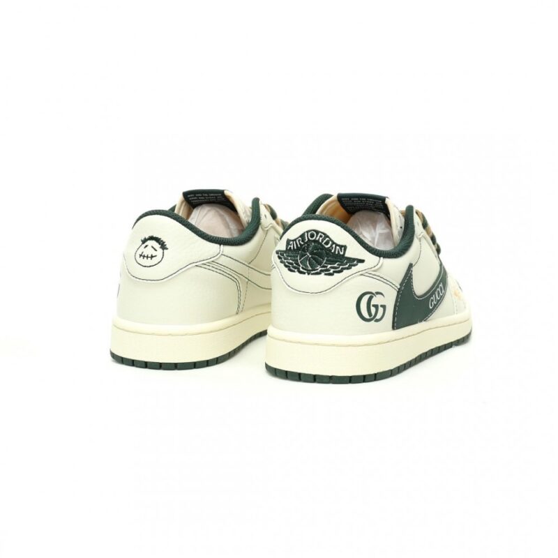 【AT11026】ナイキ×グッチ Air Jordan 1 Low ローカットスニーカー 贅沢なコラボ作品 | Gucci x Nike