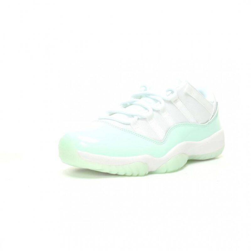 【AT11029】ナイキ エア ジョーダン 11 Low ホワイトグリーン カウレザー バスケットボールシューズ | Nike Jordan