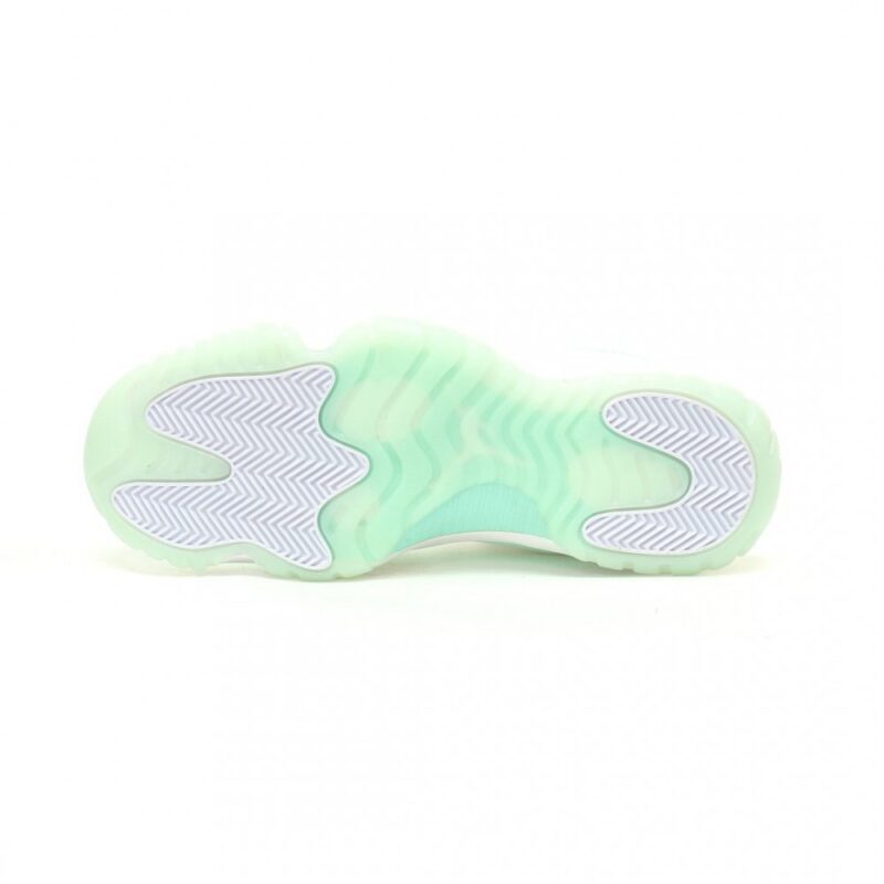 【AT11029】ナイキ エア ジョーダン 11 Low ホワイトグリーン カウレザー バスケットボールシューズ | Nike Jordan