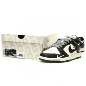 【AT11030】The North Face x Nike SB Dunk Low コラボ スニーカー 最新限定モデル | TNF x Nike