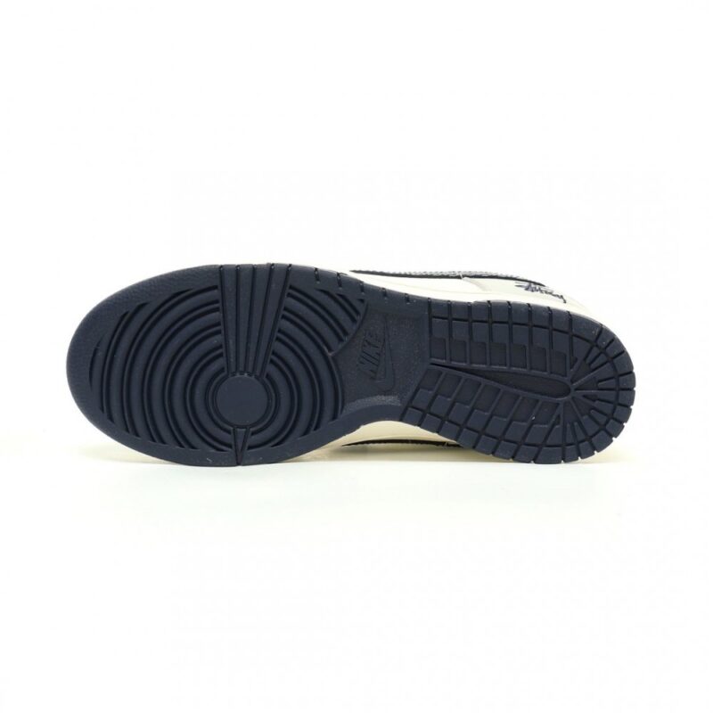 【AT11031】Stussy x Nike SB Dunk Low コラボシューズ - 都市スタイルを演出 | Stussy x Nike
