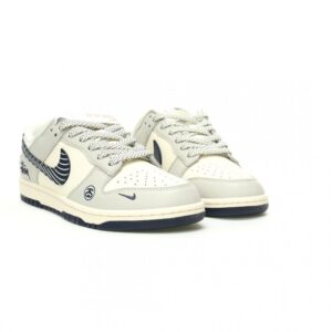 【AT11031】Stussy x Nike SB Dunk Low コラボシューズ - 都市スタイルを演出 | Stussy x Nike