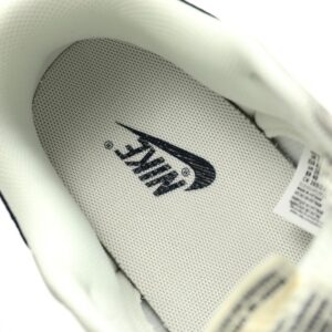 【AT11031】Stussy x Nike SB Dunk Low コラボシューズ - 都市スタイルを演出 | Stussy x Nike