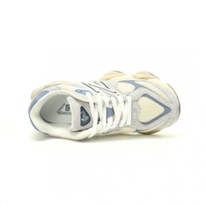 【AT11043】ニューバランス9060シリーズパールグレー&リネン配色ランニングシューズ | New Balance