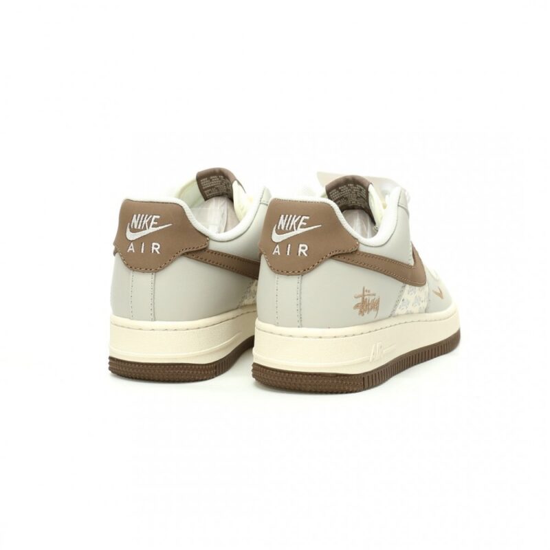 【AT11210】ナイキ エア フォース 1 × Stussy コラボシューズ - ストリートラグジュアリーの真髄を体現 | Nike x Stussy
