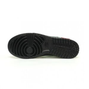 【AT11229】シュープリーム × ナイキ SB ダンク ロー 限定コラボスニーカー | Supreme Nike