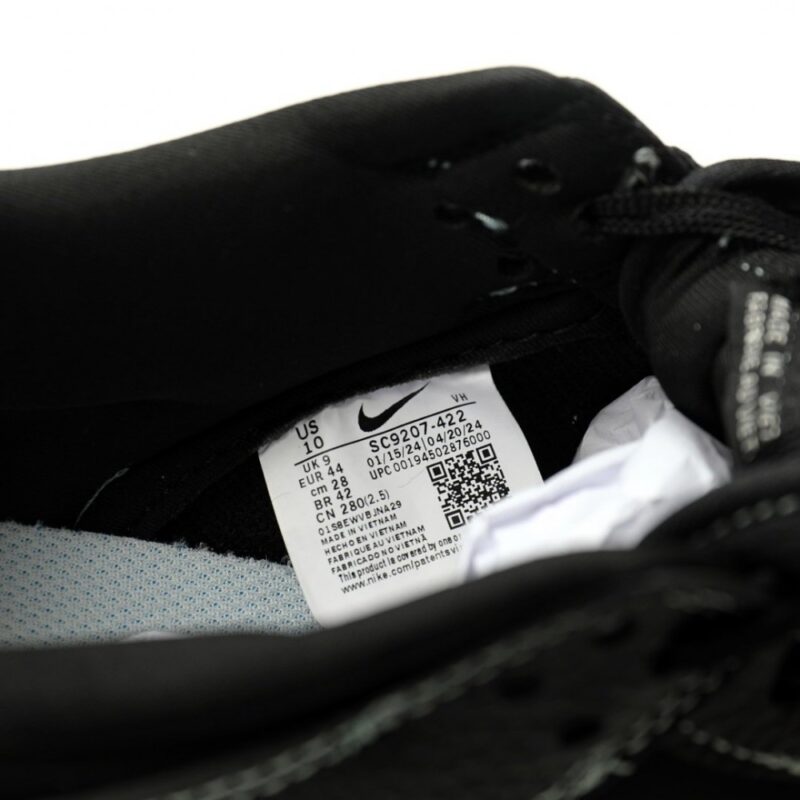 【AT11229】シュープリーム × ナイキ SB ダンク ロー 限定コラボスニーカー | Supreme Nike