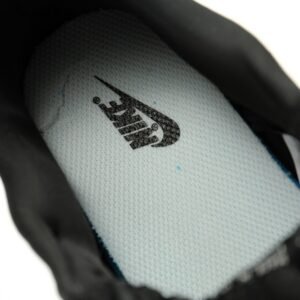【AT11229】シュープリーム × ナイキ SB ダンク ロー 限定コラボスニーカー | Supreme Nike