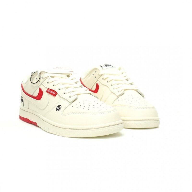 【AT11255】Nike x Stussy x Supreme スニーカー レッドアクセント付きオフホワイトカラーデザイン | Nike x Stussy