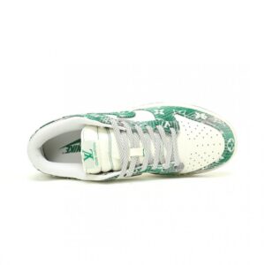 【AT11396】ルイ・ヴィトン x Nike SB Dunk Low コラボ限定スニーカー | Louis Vuitton x Nike