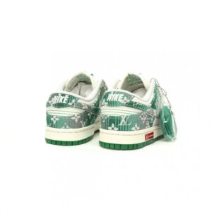 【AT11396】ルイ・ヴィトン x Nike SB Dunk Low コラボ限定スニーカー | Louis Vuitton x Nike
