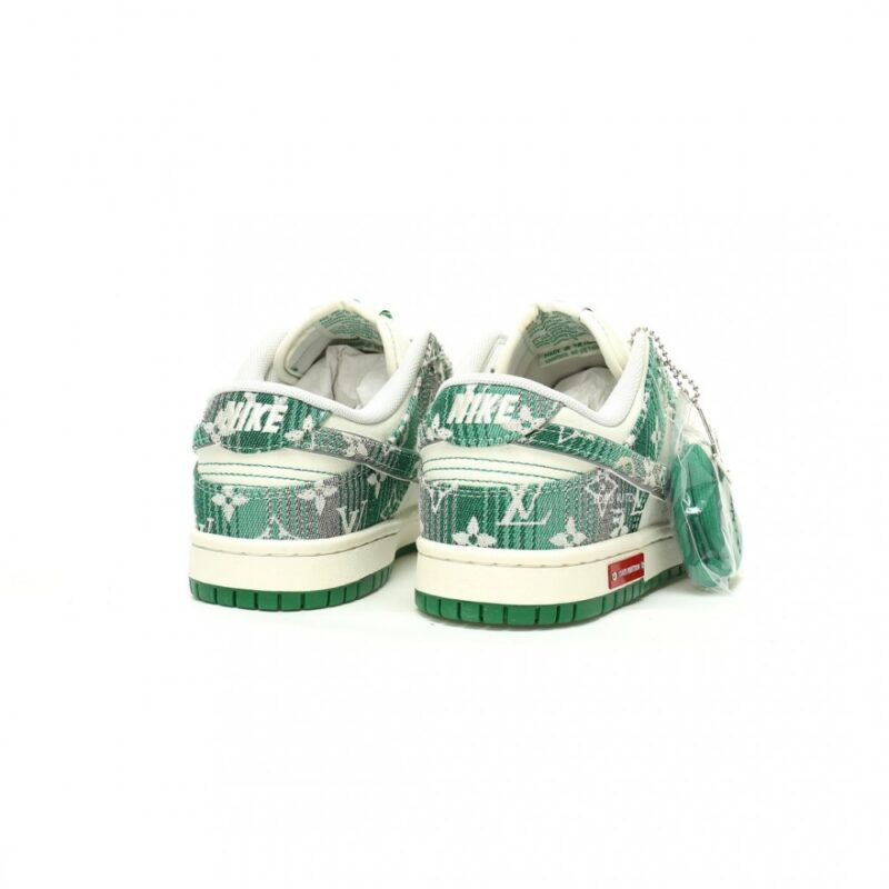 【AT11396】ルイ・ヴィトン x Nike SB Dunk Low コラボ限定スニーカー | Louis Vuitton x Nike