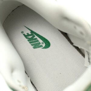 【AT11396】ルイ・ヴィトン x Nike SB Dunk Low コラボ限定スニーカー | Louis Vuitton x Nike